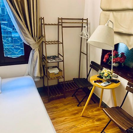 Huong'S Family Homestay ハノイ市 エクステリア 写真